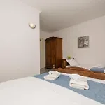 Nyaraló Veliko Brdo Ii
