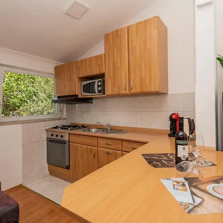 2 Bedroom Beautiful In شقة